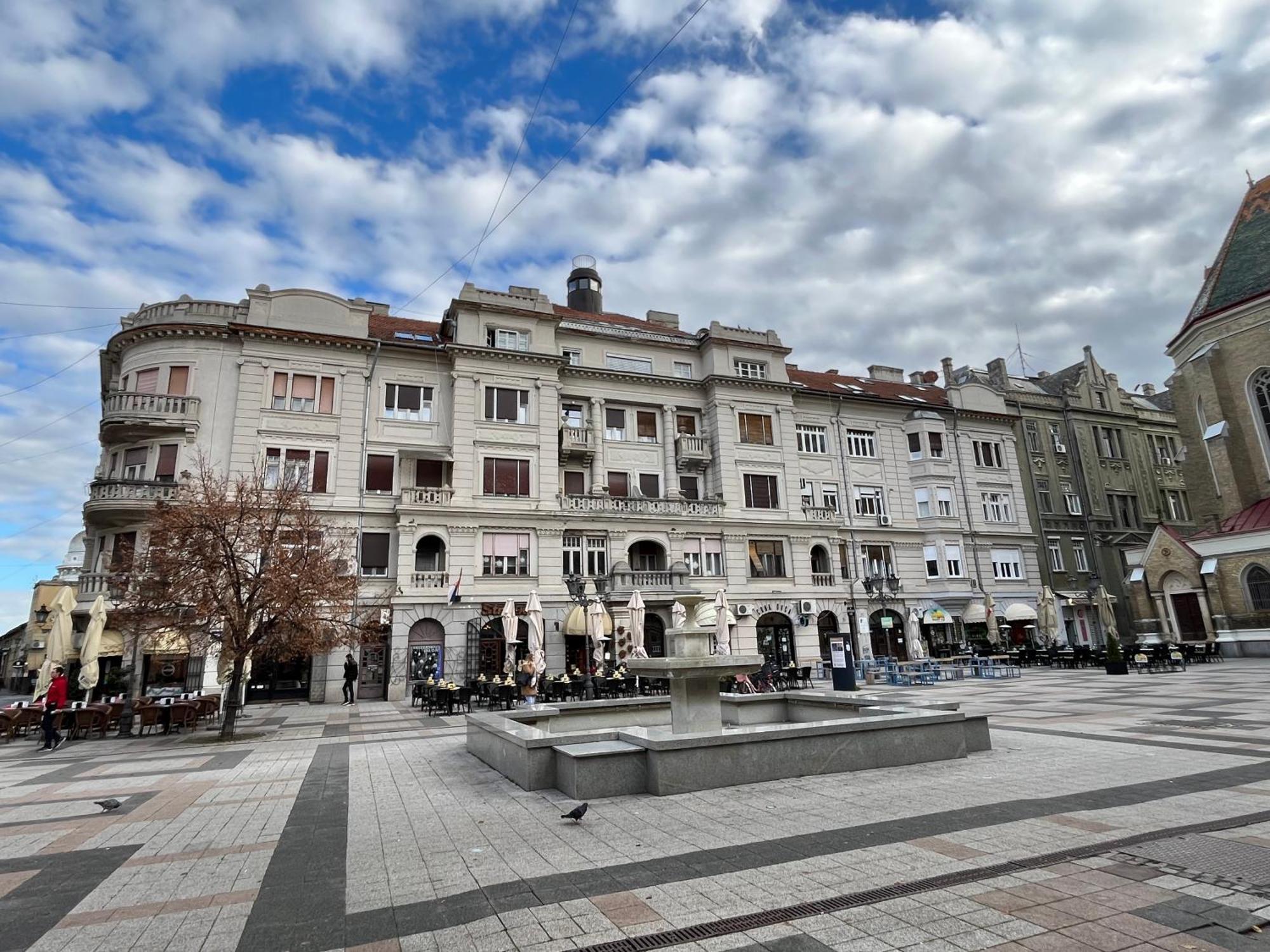 Porta Apartments Novi Sad Luaran gambar
